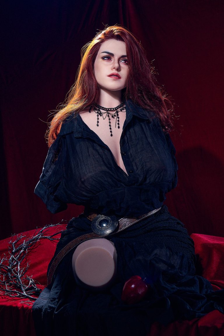 Erovenus-Selene-16.jpg